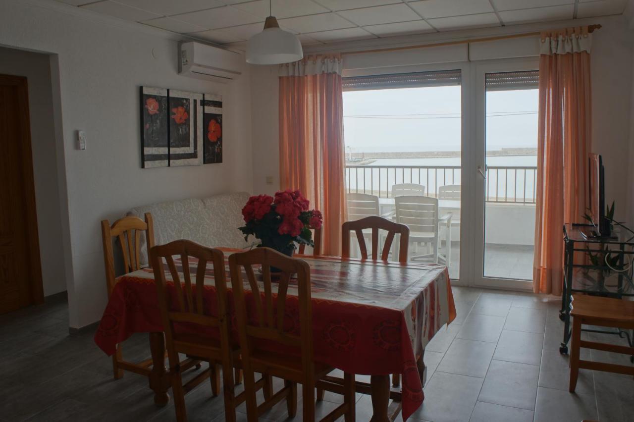 Apartamento Dos Dormitorios, Primera Linea Y Aire Acondicionado Peniscola Luaran gambar