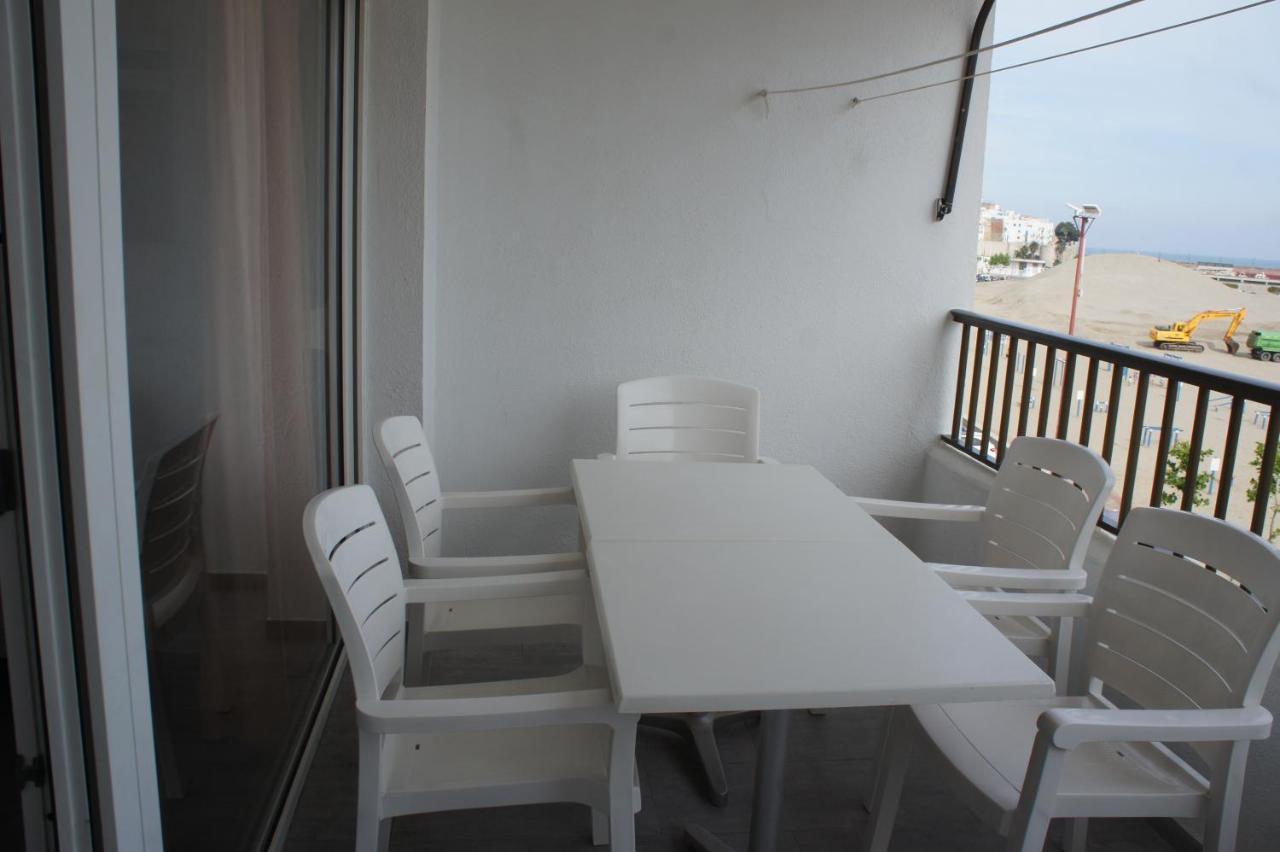 Apartamento Dos Dormitorios, Primera Linea Y Aire Acondicionado Peniscola Luaran gambar